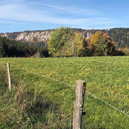 Nuit Insolite - La Cabane Du Haut-Doubs Les Gras Bagian luar foto