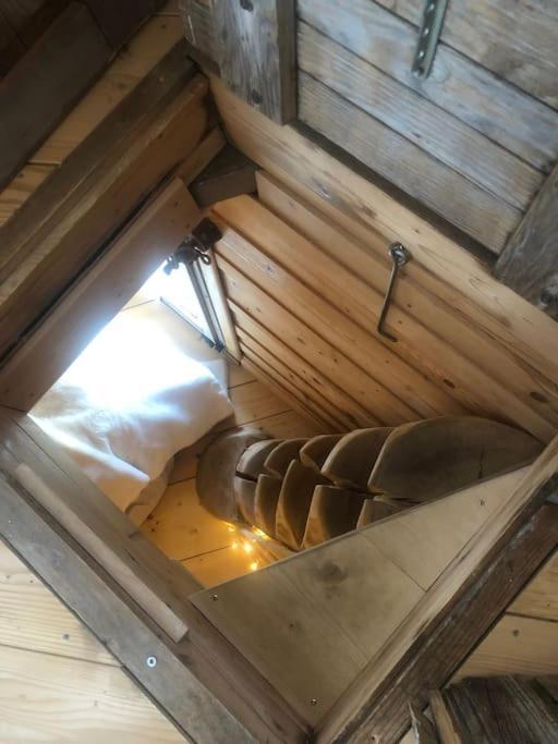 Nuit Insolite - La Cabane Du Haut-Doubs Les Gras Bagian luar foto